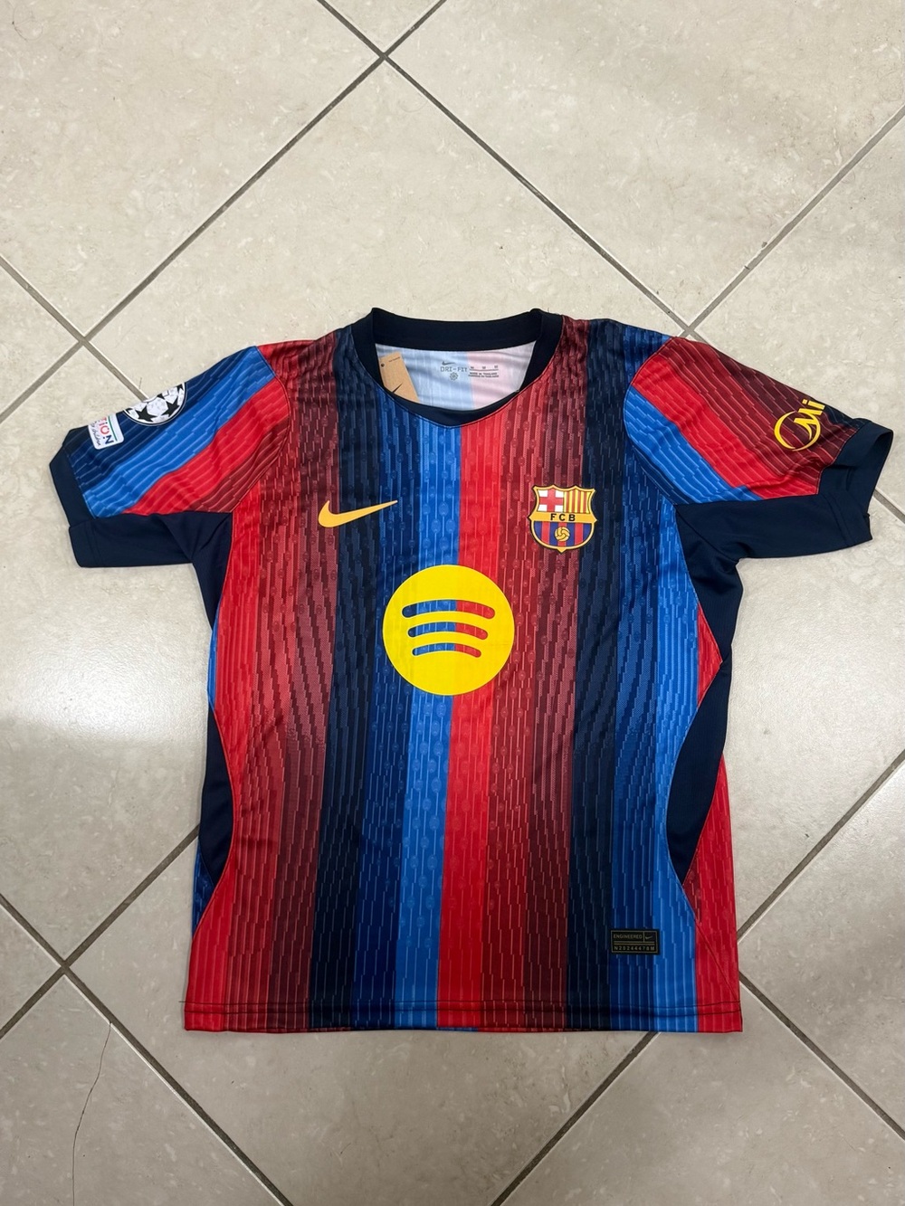 Barcelona 26-27 Lamine Yamal Jersey